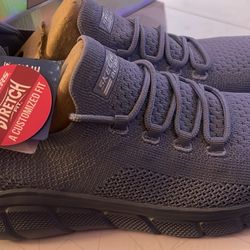Women Skechers 8.5