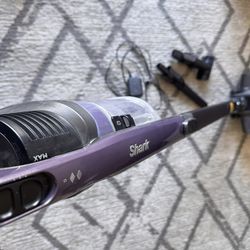 Shark Pet Cordless Stick Vacuum Cleaner