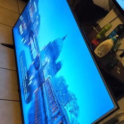 65" 4K LG SMART UHD TV
