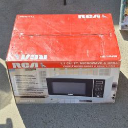 
RCA 1.1 CU FT STAINLESS STEEL MICROWAVE  WITH GRILL FEATURE NIB