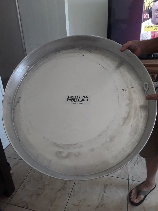 27 Inch Smitty pan For Water Heater