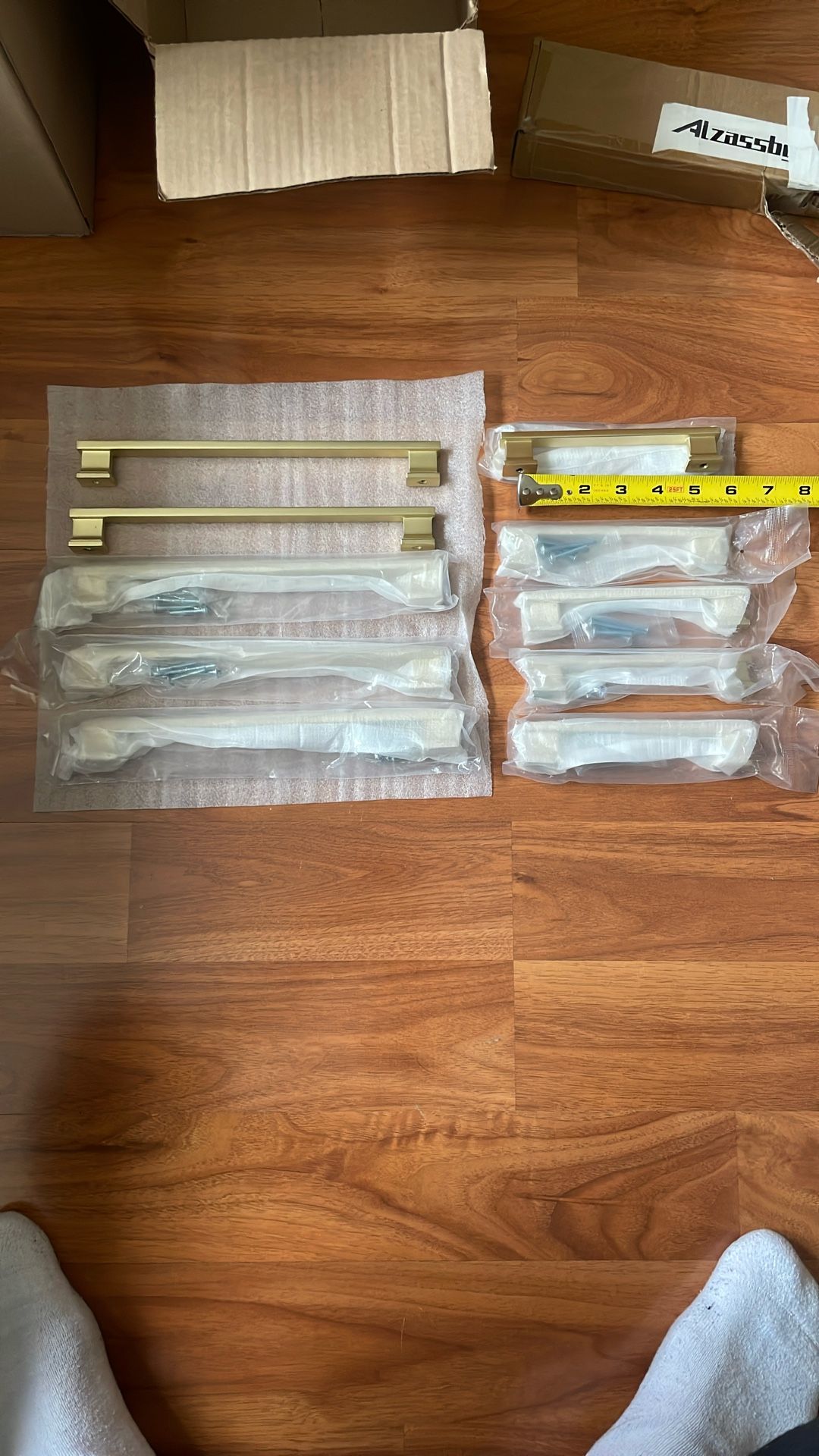 Total 10 Gold handles