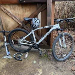 27.5 Specialized Pitch Sport Mountain Bike Package