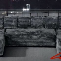 New! Luxurious Soft Touch ~ Super Comfy Sofa sectional!!Built In QUEEN sleeper!