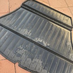 Infiniti Q60 Trunk Mat