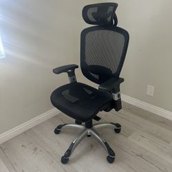 Ergo work chair from staples 