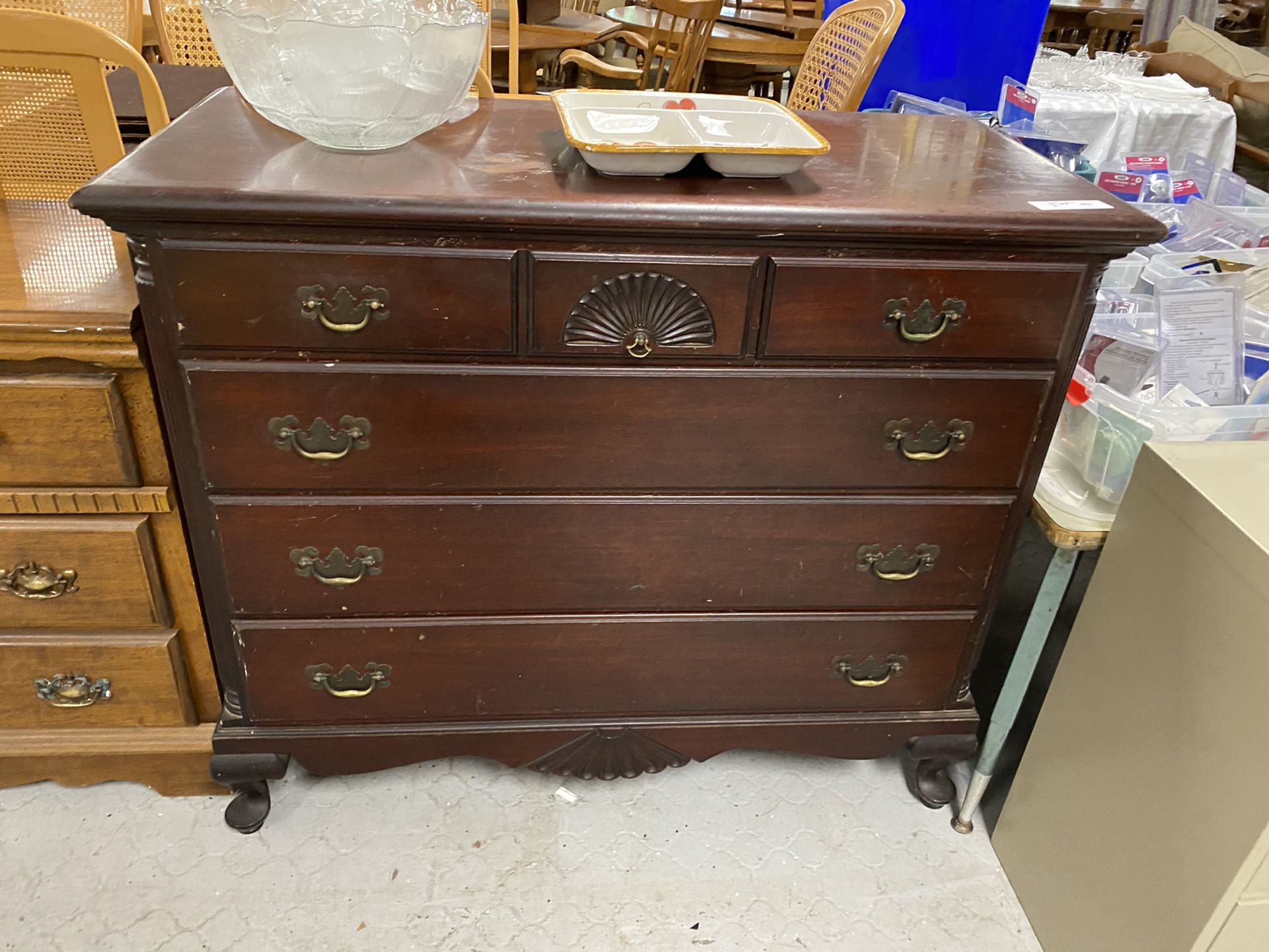 Chest of drawer $125