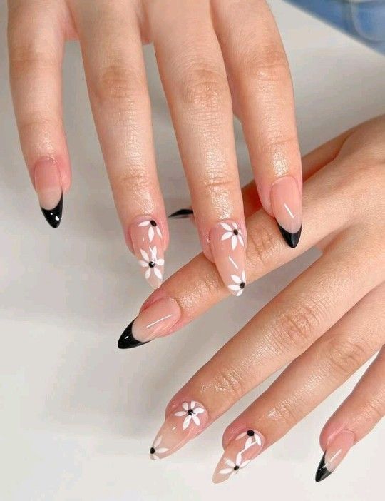 B2G1F 24-pcs. Medium Waterdrop Black French Manicure Press On Nails