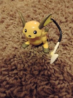 Raichu Pokémon Mini Figure
