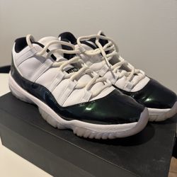 Jordan 11 Retro Low Emerald 