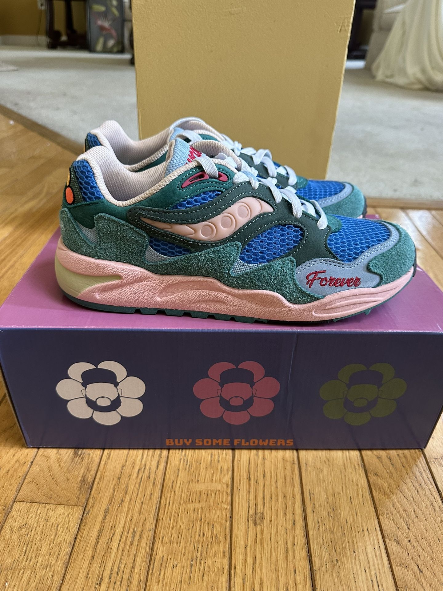 Saucony Grid Shadow 2 Size 9