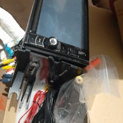 Boss Radio With Camera