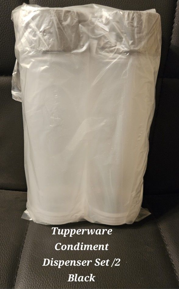 Tupperware Condiment Dispenser Set With Black Seals