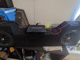 12-in Kicker Compost Speakers With Amp 1500 Watt One Channel