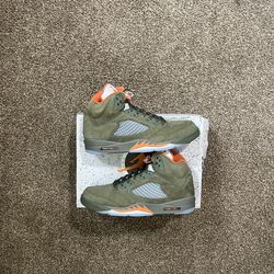 Jordan 5 Olive Size 14