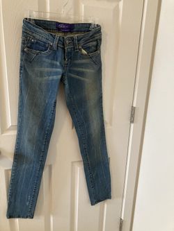 Miley Cyrus Women’s Skinny Jeans (Size 1)