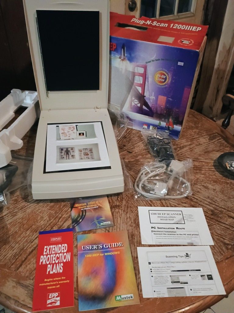 Mustek 1200 III EP Flatbed Scanner