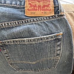 559 Levi Jeans