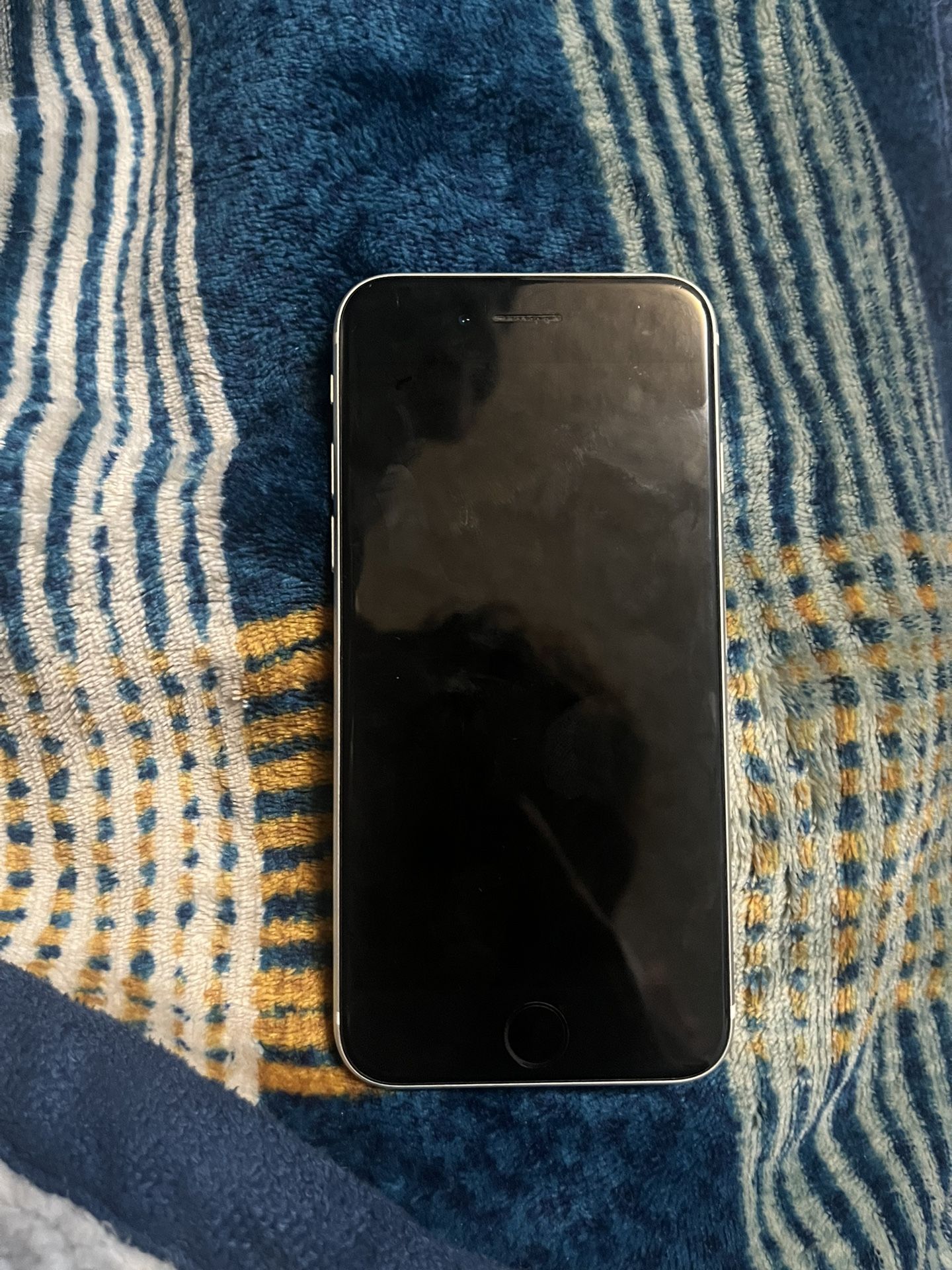 IPHONE SE SECOND GEN