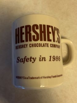 (4) Hershey’s coffee mugs