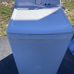 XX Large Capacity Insignia Washer!! $250