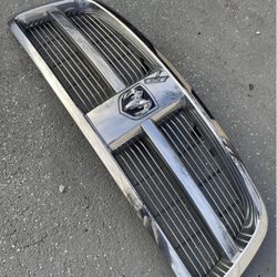 2011 Ram 1500 front Grill and fog lights