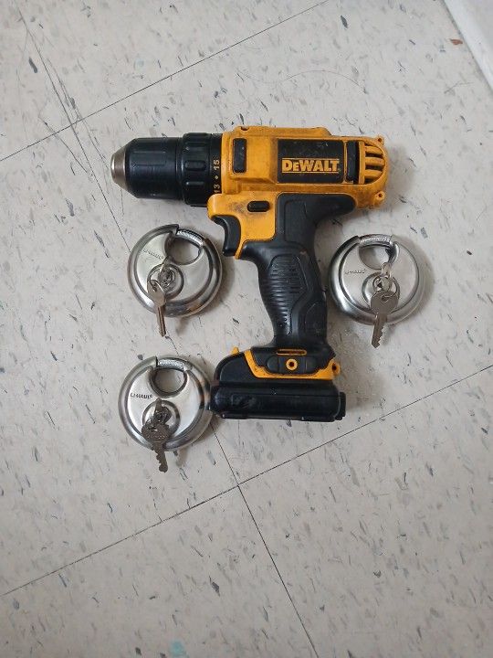 Three Locks With Keys, Drill