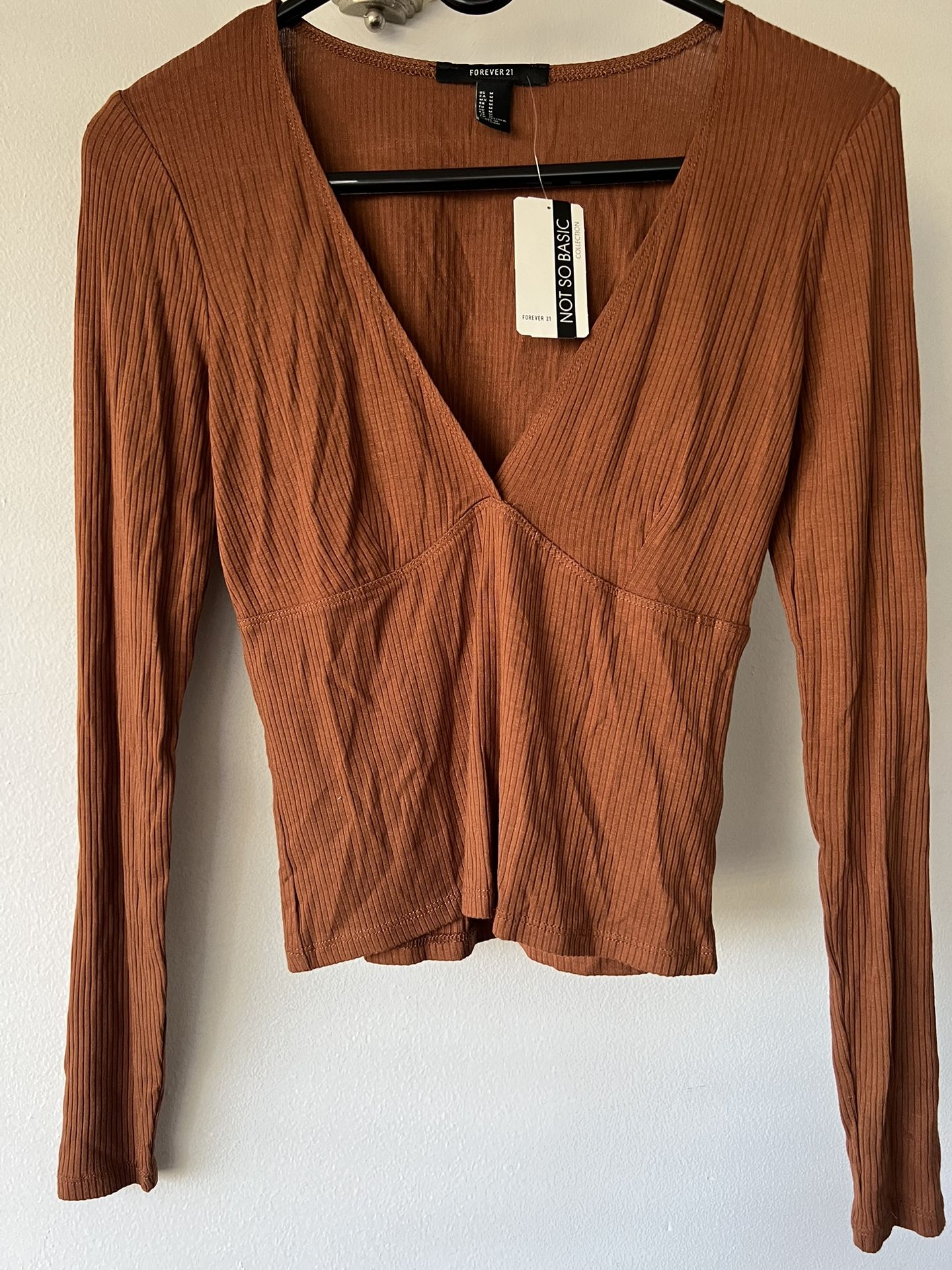 Medium Brown Top