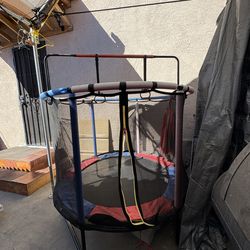 Kids trampoline