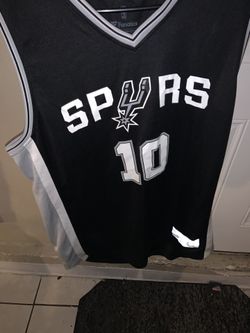 Demar Derozen Spurs jersey