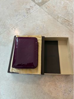LOUIS VUITTON Vernis Zippy Coin Purse Wallet Amarante Card Holder Purple