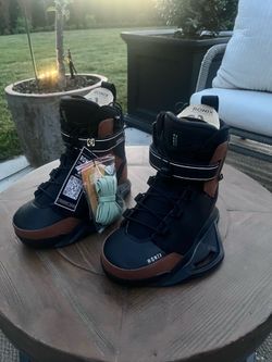 Ronix Diplomat EXP Wakeboard Bindings Size 8 - Brand New