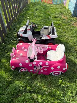Minnie Mouse electric car