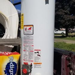 Gas Water Heater  40gal