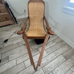 Unique Wood/wicker lounge Chair