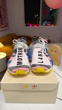 BB9531 - Pharrell Williams Solar HU NMD Adidas Size 10.5