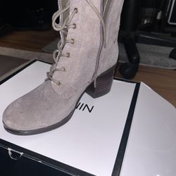 NineWest Heels & Boots 