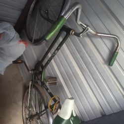 Schwinn Breeze Usa, Green Old School Bike