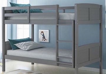Bunk beds with mattress