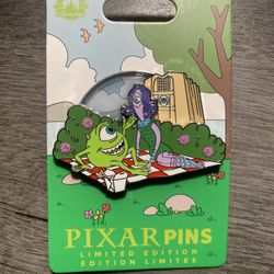 Disneyland Pins