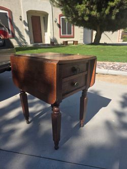 Table free night stand