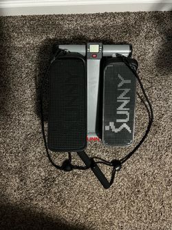 MINI STEPPER WITH EXERCISE BANDS