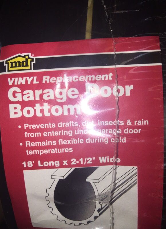 MD Vinyl Replacement 18' Garage Door Bottom