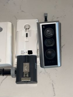 Ring Peephole Cam (1st Gen) – Great Condition, Battery & Mounting Hardware Included