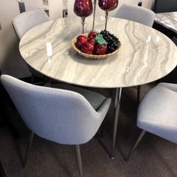 5pc Dining Room Table Set 