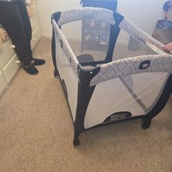 Graco Playpen !