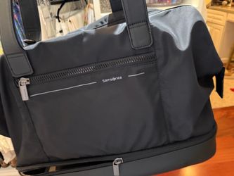 Travel/carry on bag