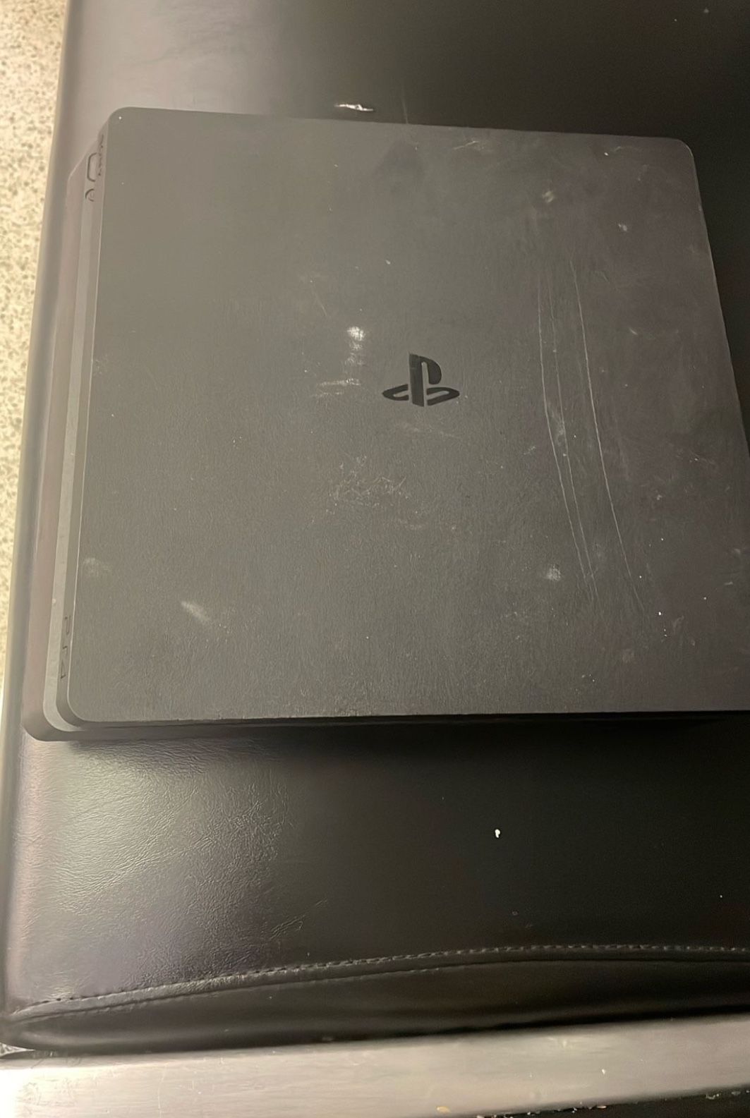 Brand new Ps4 Slim 2 controllers included