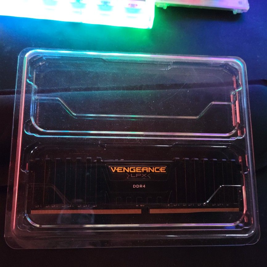 Corsair Vengeance LPX 8gb DDR4