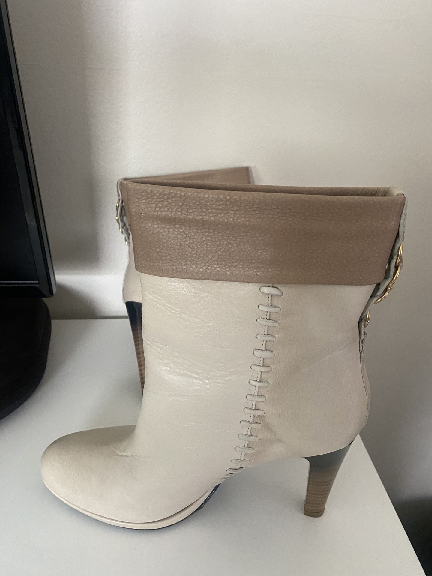 Charles David Botines Great Conditions Size 7